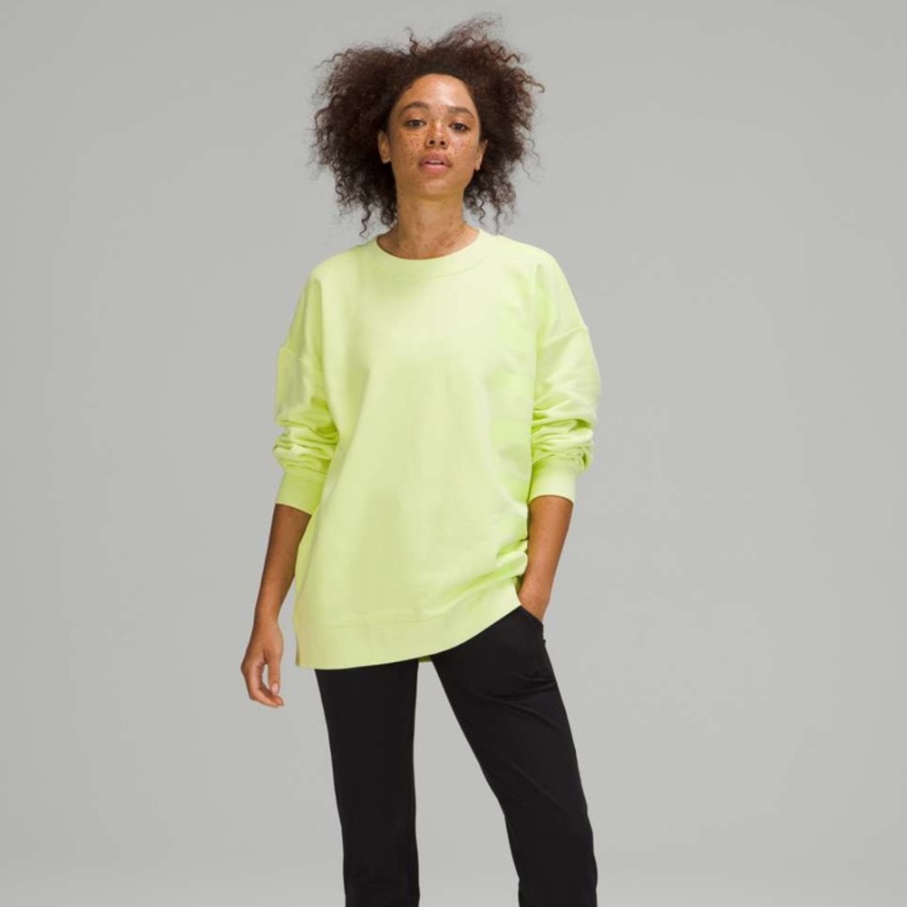 Lululemon Perfectly Oversized Crew in 
Crispin Green size 4